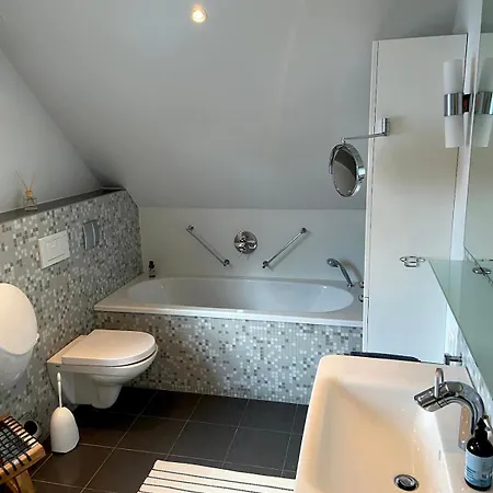 Prázdninový dům Eifelhauszeit - Narzissen Bluehen Und Bei Uns Seid Ihr Direkt Mittendrin
