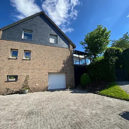 Eifelhauszeit - Narzissen Bluehen Und Bei Uns Seid Ihr Direkt Mittendrin 몬샤우