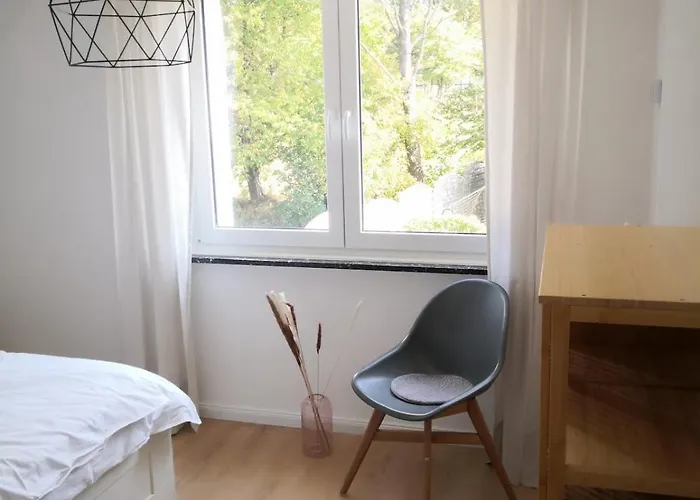Eifelhauszeit - Narzissen Bluehen Und Bei Uns Seid Ihr Direkt Mittendrin Monschau